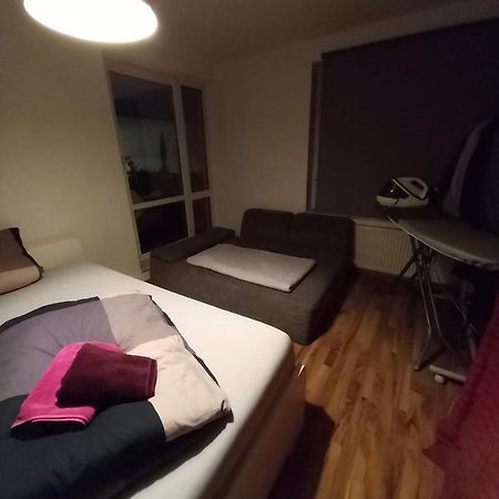 Tolle Private 2-Zimmer Wohnung Im Szene Bezirk Berlin-Friedrichshain Eksteriør billede