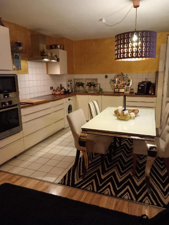 Tolle Private 2-Zimmer Wohnung Im Szene Bezirk Berlin-Friedrichshain Eksteriør billede