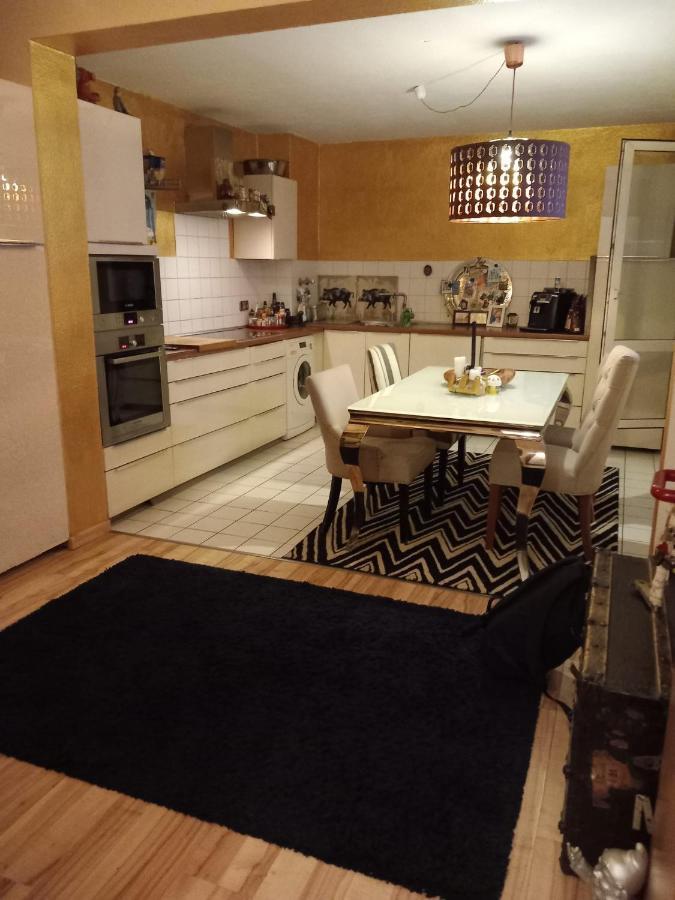 Tolle Private 2-Zimmer Wohnung Im Szene Bezirk Berlin-Friedrichshain Eksteriør billede