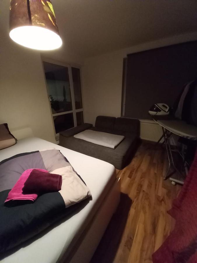 Tolle Private 2-Zimmer Wohnung Im Szene Bezirk Berlin-Friedrichshain Eksteriør billede