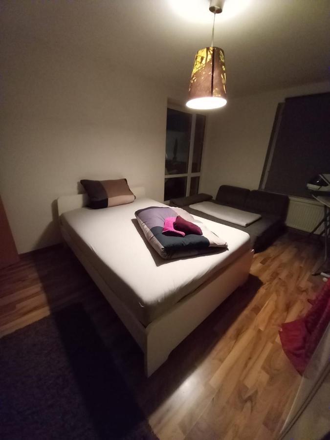 Tolle Private 2-Zimmer Wohnung Im Szene Bezirk Berlin-Friedrichshain Eksteriør billede