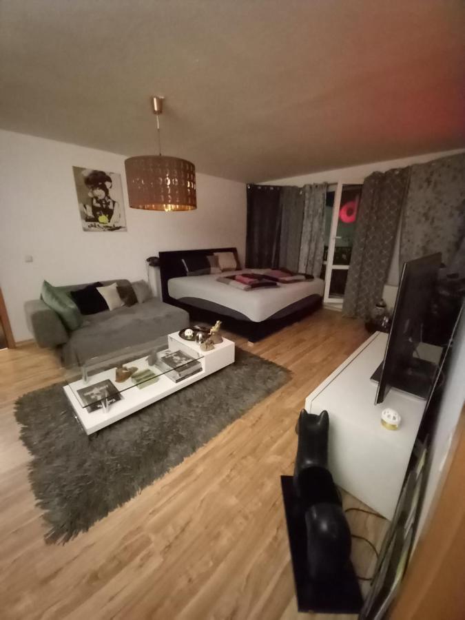 Tolle Private 2-Zimmer Wohnung Im Szene Bezirk Berlin-Friedrichshain Eksteriør billede